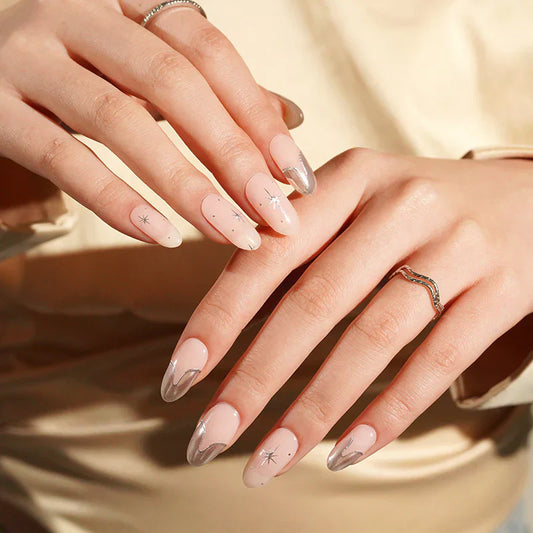 Mindig menő a mintás köröm!