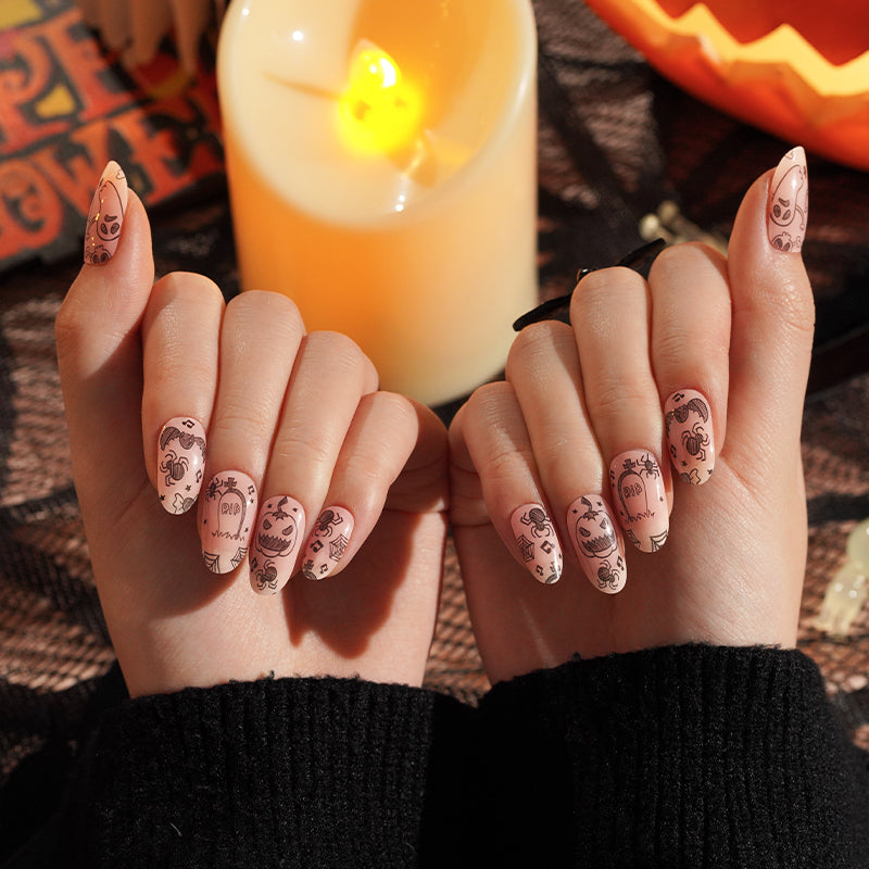 Nude Halloween-i